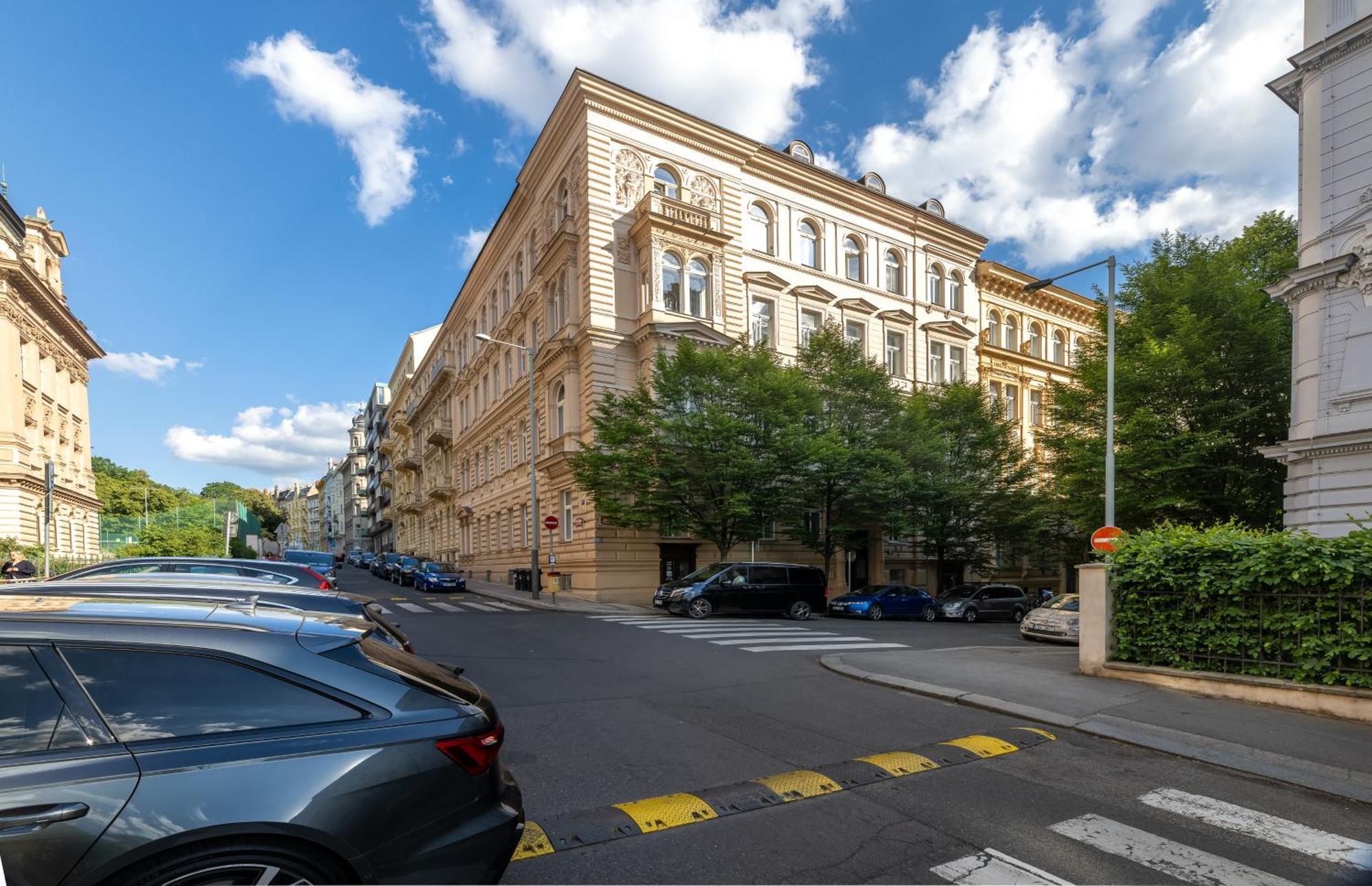 Lovely View Next To National Museum By Easybnb Daire Prag